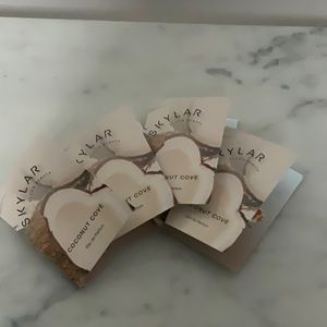 Skylar Coconut Cove Unique travel size
